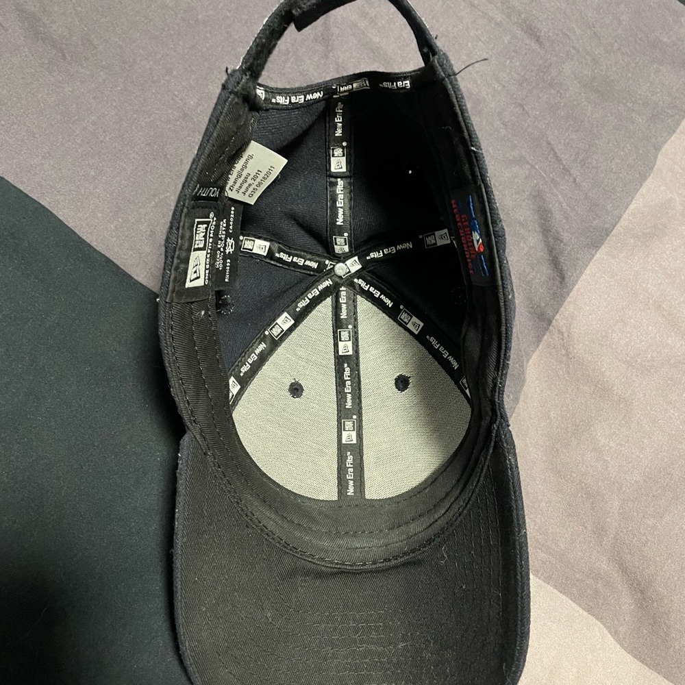 Hat - Picture 3 of 4